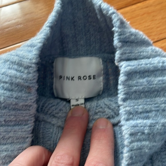 Pink Rose sweater vest small - Picture 2 of 5